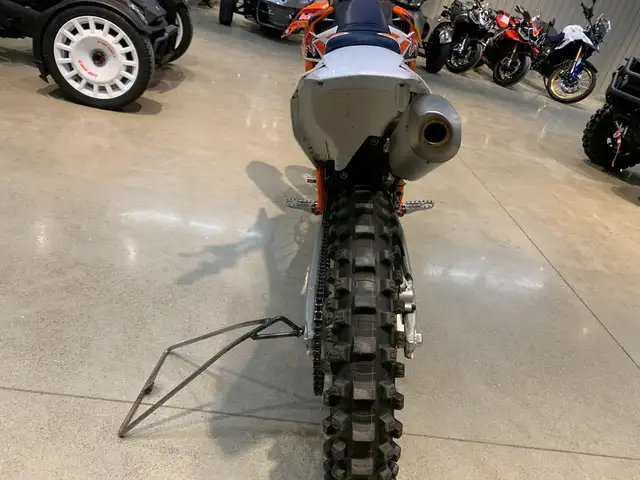 2018 KTM 450 SX-F Factory Edition factory replica 450SXF in Dirt Bikes & Motocross in Guelph - Image 8