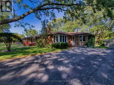 Looking for a positive cash flow investment? This versatile property offers a great opportunity for...