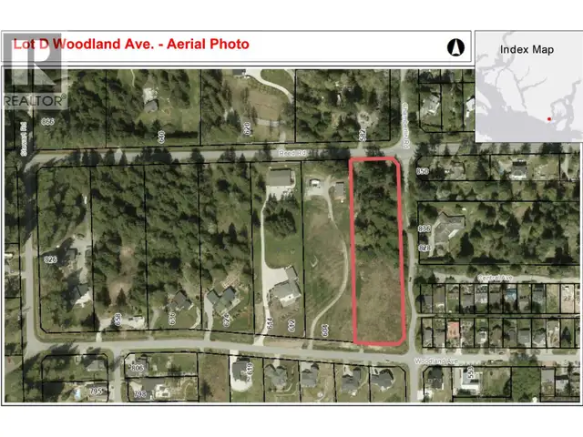 LOT D WOODLAND AVENUE Gibsons, British Columbia in Land for Sale in Sunshine Coast - Image 14