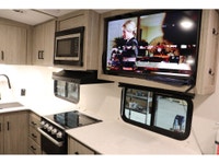 **OFF SEASON CLEAR OUT SALE ON NOW, WHOLESALE PRICING DIRECT TO CUSTOMER ON ALL RVS. DO NOT HESITATE... (image 4)