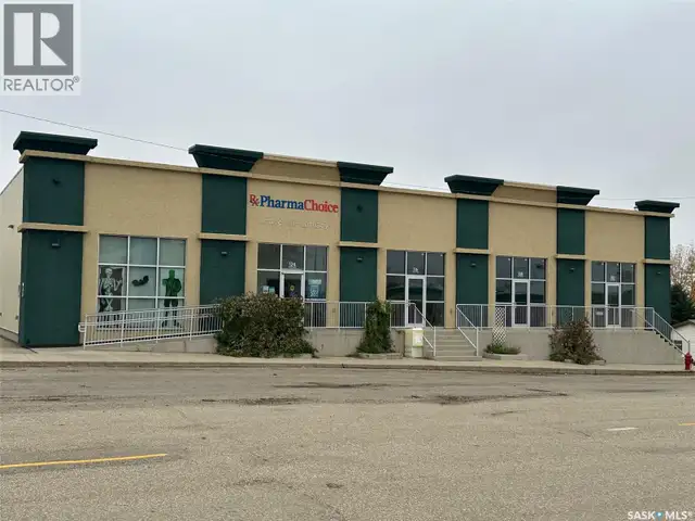102-124 Main Street Lafleche, Saskatchewan in Commercial & Office Space for Sale in Moose Jaw - Image 3