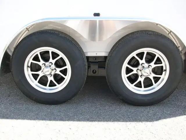 2025 Weberlane CARGO ALUMINIUM 6' X 12' V-NOSE A GLISSIERE CONTR in Cargo & Utility Trailers in Laval / North Shore - Image 5