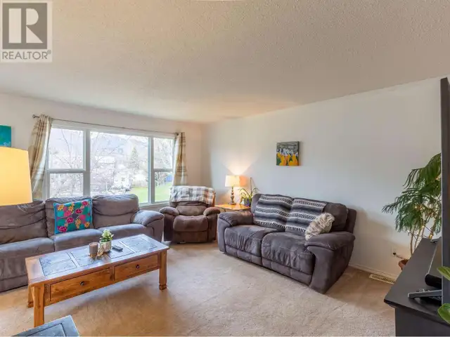 3566 16TH AVENUE Smithers, British Columbia in Houses for Sale in Smithers - Image 13