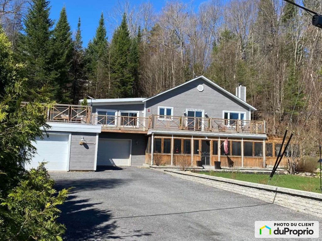 $569,000 - 2 Storey for sale in St-Damien — photo 2