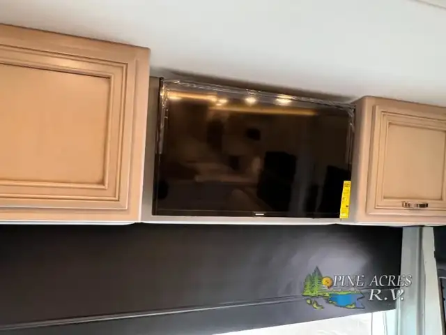 2023 Newmar Kountry Star 4037 Diesel Pusher 360 h.p. in RVs & Motorhomes in Moncton - Image 18