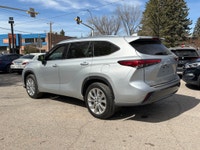 Double L Motors Ltd. Check out this stunning Silver Metallic 2021 Toyota Highlander Limited! This pr... (image 3)
