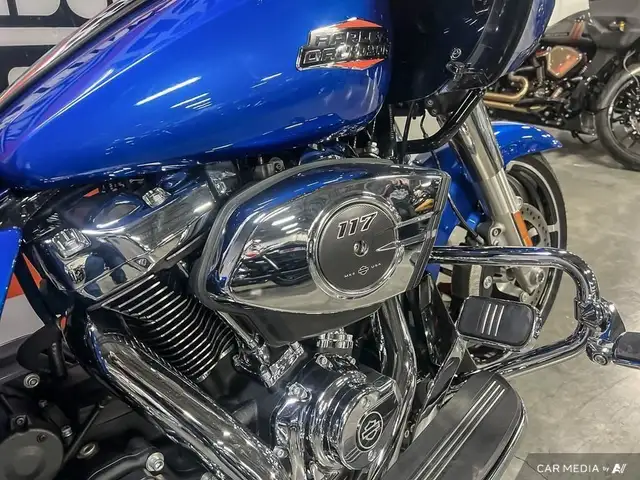 2024 Harley-Davidson FLTRX ROAD GLIDE in Sport Touring in Calgary - Image 11