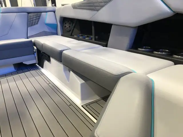 2023 Nautique SUPER AIR S23 in Powerboats & Motorboats in St. Albert - Image 13