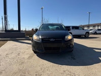 IIHS Top Safety Pick. Only 117,094 Miles! This Ford Focus boasts a Regular Unleaded I-4 2.0 L/122 en... (image 1)