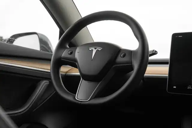 2023 Tesla Model 3591903187440783369