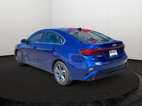 This Kia Forte has a dependable Regular Unleaded I-4 2.0 L/122 engine powering this Variable transmi... (image 3)