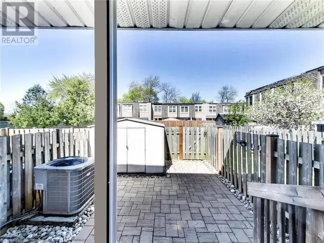 153 LIMERIDGE Road W Unit# 16 Hamilton, Ontario in Condos for Sale in Hamilton - Image 21