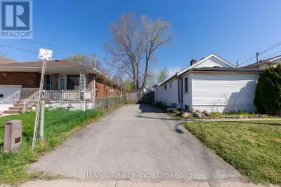 Welcome home to this 3-bedroom bungalow located in the heart of the city, close to public transit, s...