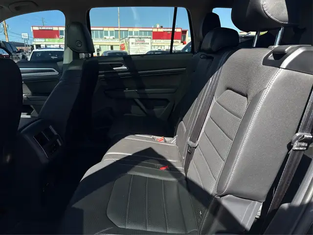 2018 Volkswagen Atlas AWD NAV LEATHER SUNROOF WE FINANCE ALL CRE in Cars & Trucks in London - Image 11