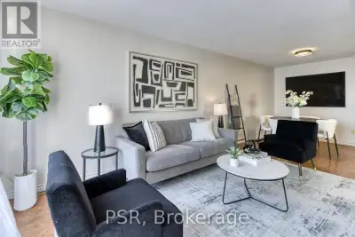 Welcome to this charming semi-detached backsplit nestled in the heart of Heritage Park, one of Kitch...