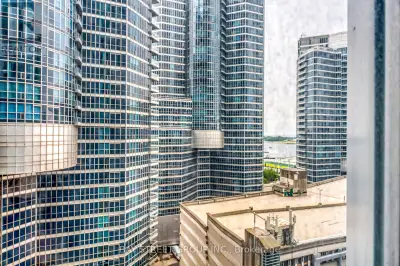 1408 - 10 YORK STREET Toronto (Waterfront Communities), Ontario