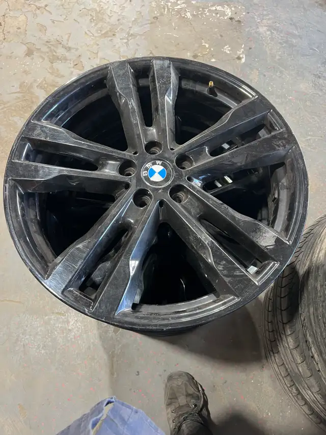 4 mags 20 pouces bmw a vendre in Tires & Rims in Laval / North Shore - Image 2