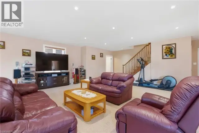 119 GERBER MEADOWS Drive Wellesley, Ontario in Houses for Sale in Kitchener / Waterloo - Image 12