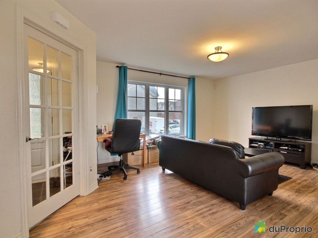 $897,600 - Duplex for sale in Longueuil (St-Hubert) — photo 3
