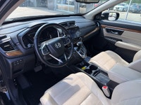 2017 Honda CR-V Touring AWD Black Exterior | Tan Leather Interior Only 102,XXX KM ? Top-of-the-Line... (image 4)