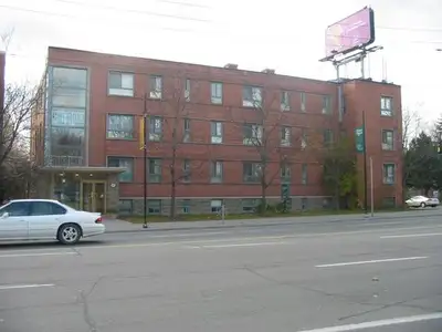 ONE MONTH FREE ! We have a renovated One bedroom apartment available in a quiet low rise apartment b...