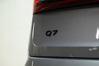 This Audi Q7 boasts a Intercooled Turbo Gas/Electric V-6 3.0 L/183 engine powering this Automatic tr... (image 7)