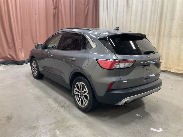 2021 Ford Escape SEL - Power Liftgate - Park Assist in Cars & Trucks in Fort McMurray - Image 3