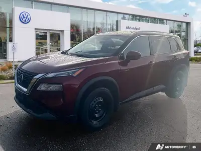 This 2021 Nissan Rogue SV SUV makes everyday life easier. Boasting all-wheel drive for confident han...