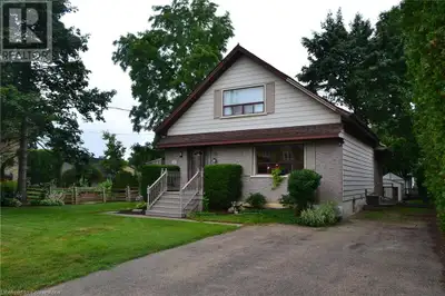 A detached home in St. Jacobs w/tons of space! Much larger than it looks! Spacious rooms on the main...
