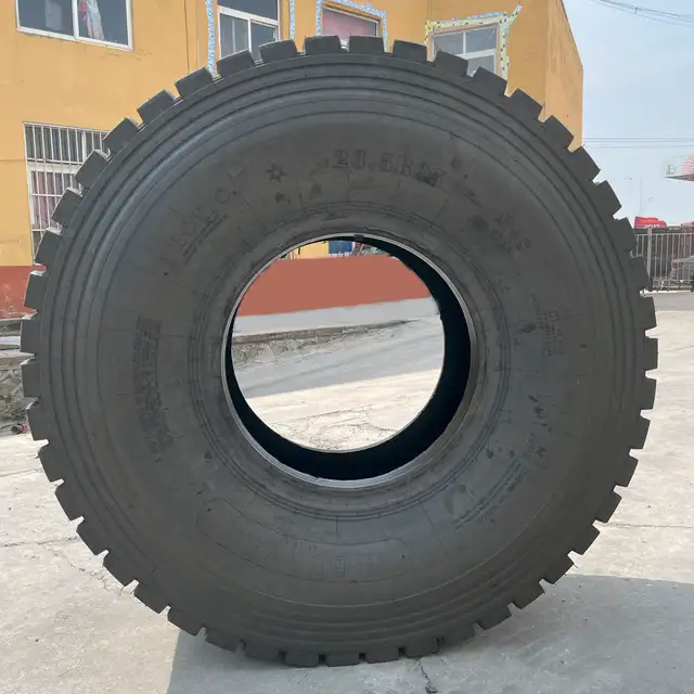 Radial Winter & Mud Traction Tires for Graders & Wheel Loaders in Heavy Equipment Parts & Accessories in Lethbridge - Image 5