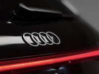The 2025 Audi Q5 Progressiv is a premium compact luxury SUV representing the second-highest trim lev... (image 6)