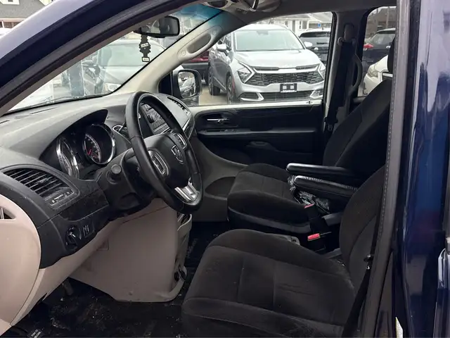 2012 Dodge Grand Caravan WE FINANCE ALL CREDIT | 700+ VEHICLES I in Cars & Trucks in London - Image 10
