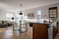 Plusieurs promotions en cours, détails au bureau de location. Situé dans le quartier revitalisé de D... (image 2)