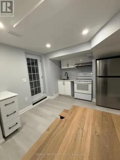 BASEMENT - 38 HIBERTON CRESCENT Brampton (Fletcher's Meadow), On
