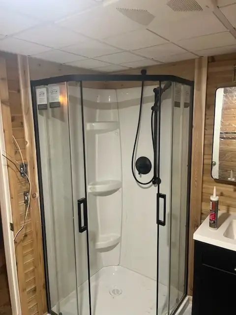 Kitchen/Bathroom Renovations582383924025108489