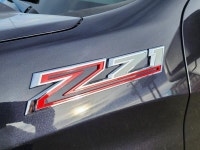 5.3L V8 | HEATED FRONT BUCKET SEATS | HEATED STEERING WHEEL | REAR CAMERA | REMOTE START | WIRELESS... (image 4)