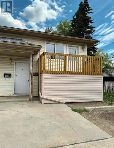 B, 10029 106 Avenue Grande Prairie, Alberta