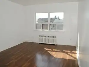 5 Greentree Court - 2 bedrooms Apartment for Rent in Long Term Rentals in City of Toronto - Image 2