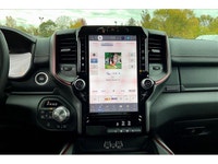 Get a $500 Amazon Gift Card with Any New Vehicle Purchase at Advertised Price* Canadas best full-siz... (image 6)