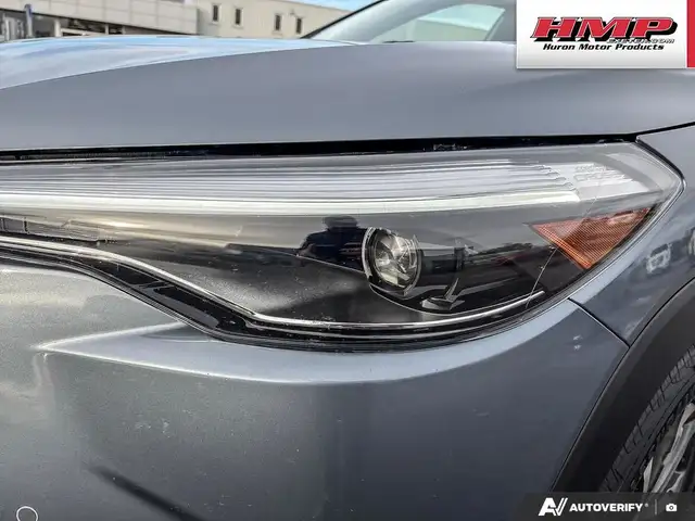 2024 Toyota Corolla Cross XLE in Cars & Trucks in Grand Bend - Image 9