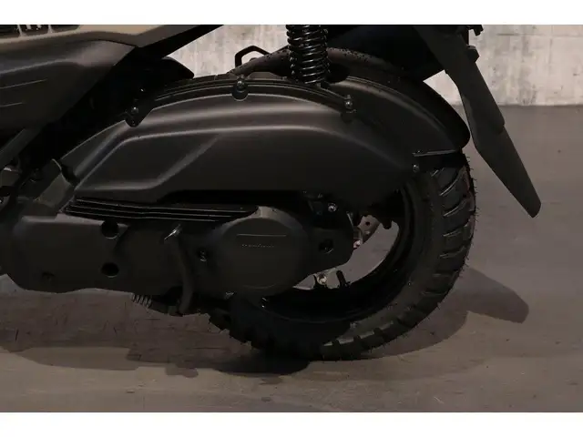 2024 Yamaha BWS 125 ENR. in Scooters & Pocket Bikes in Ottawa - Image 10