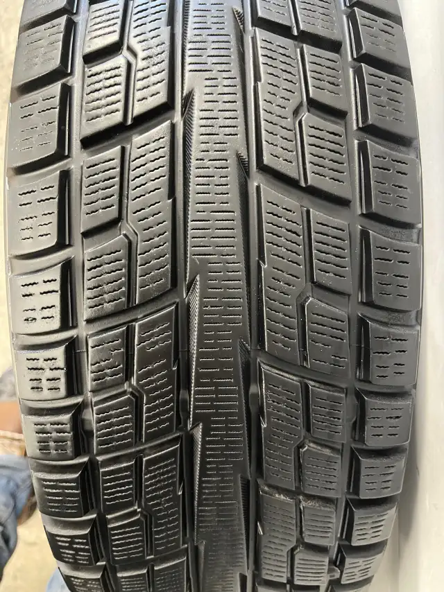 Pair2️⃣:  215/65R16 98T  Yokohama iceGUARD iG51v Winter Tires. in Tires & Rims in Mississauga / Peel Region - Image 8