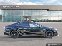 *Leather Seats, Aluminum Wheels, Sunroof, Wireless Charging, Proximity Key!* With a slew of safety f... (image 5)