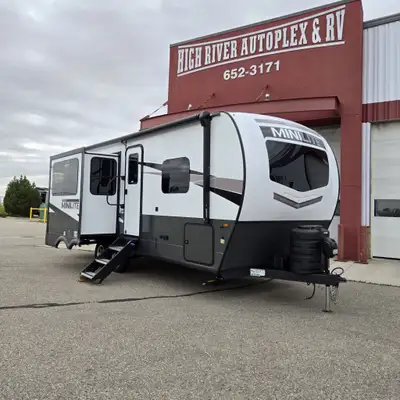 Specifications and Features: Exterior Height: 10' 11 Exterior Width: 8' 0 Payload Capacity: 2,026 lb...