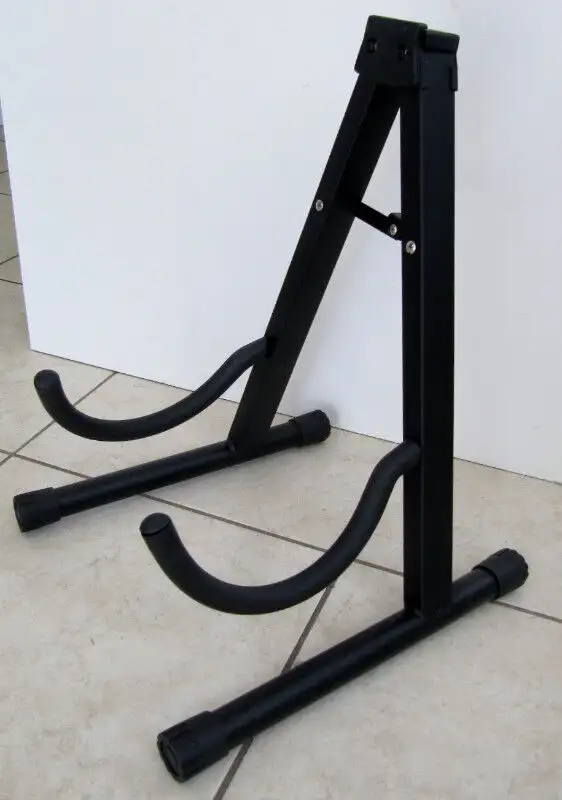 microphone stand, can carry 2 mics. Brand new in Other in Markham / York Region - Image 4
