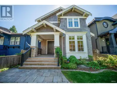 Luxury in this custom-built home situated in Point Grey area. This 2,886 SF residence sits on a 33 x...