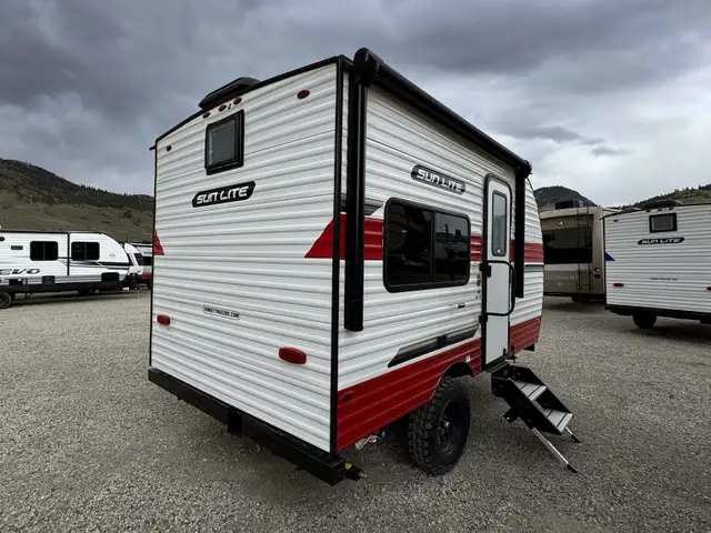 2026 ,Sun Lite,Sunset Park RV 13BD LTD in Travel Trailers & Campers in Kamloops - Image 4