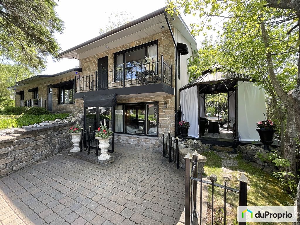 $625,000 - Intergenerational in Chicoutimi (Chicoutimi-Nord) — photo 1