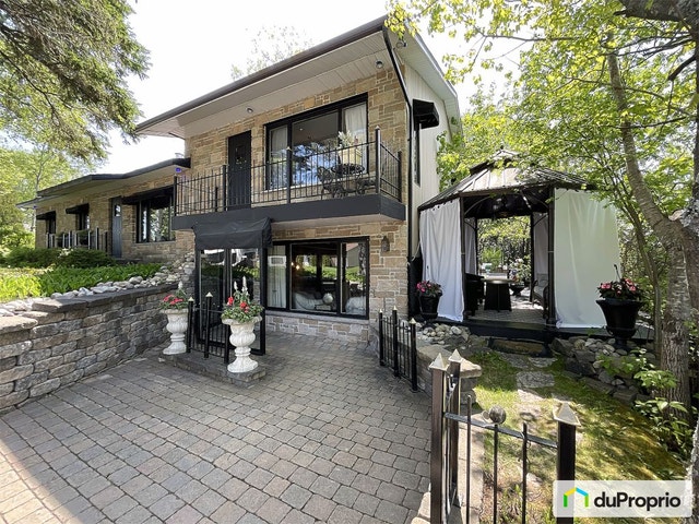 $625,000 - Intergenerational in Chicoutimi (Chicoutimi-Nord) — photo 1