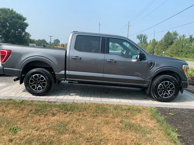 2022 Ford F150 XLT $280.94 Bi-weekly63738355191425122